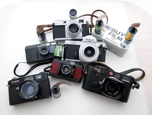 What does Japancamerahunter shoot? - Japan Camera Hunter